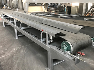 皮帶輸送機(jī)